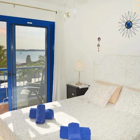 Casa Maresía Moreras Con Vista Mar En Primera Linea Y Piscina Compartida Playa Blanca (Lanzarote)